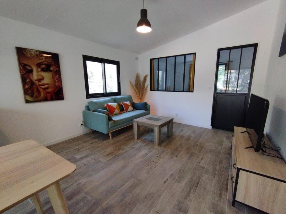 Appartement Avec Jardin Privatif กูแอส์ ภายนอก รูปภาพ
